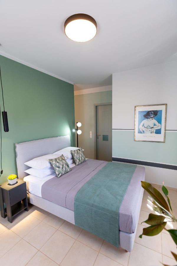 Magnolia - Apartment In Каламата Экстерьер фото